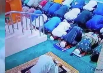 Endonezya’da imam secdede vefat etti