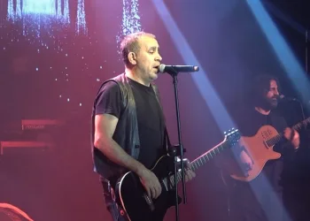 Haluk Levent’ten şehit ailesine destek konseri