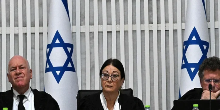 Netanyahu’ya bir darbe daha