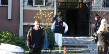 Sitede çıkan yangında 83 yaşındaki kadın hayatını kaybetti
