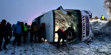 Kastamonu’da otobüs devrildi: 6 ölü, 33 yaralı