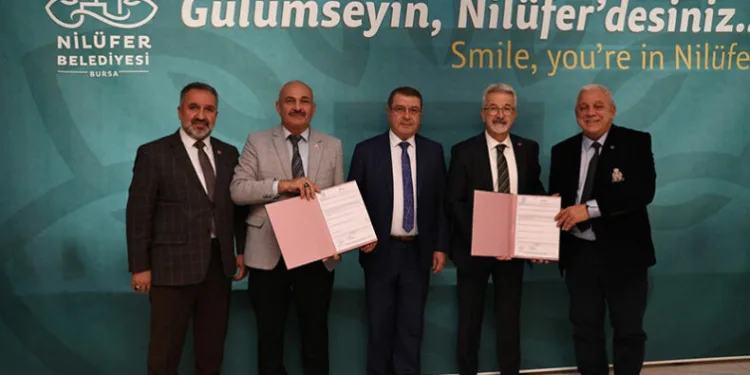 Nilüfer’de pazar yerlerinin kullanımı için imzalar atıldı