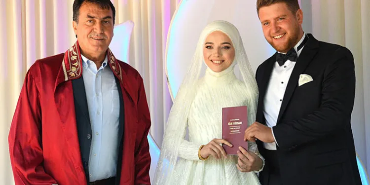 Osmangazi’de 1 yılda 6 bin 800 çift dünya evine girdi
