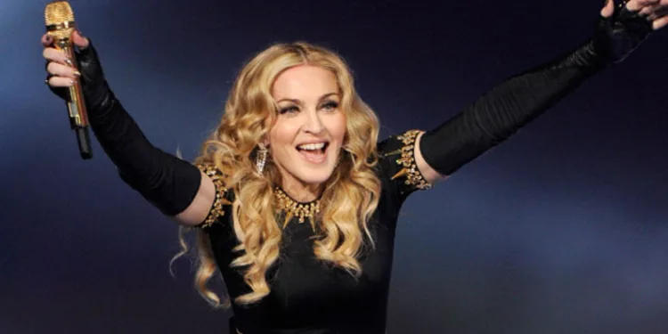 Hayranları Madonna’ya dava açtı