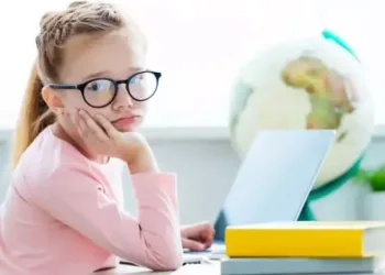 Görme problemleri okul başarısını etkiliyor