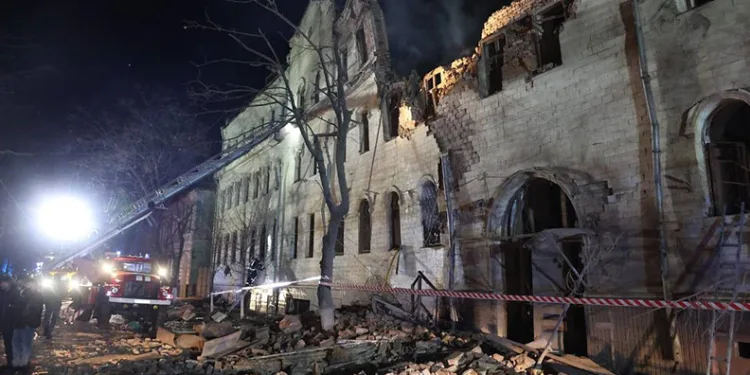 Rusya Harkov’da yerleşim bölgesini vurdu