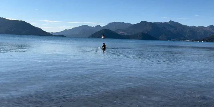 Marmaris’te Şubat ayında deniz keyfi