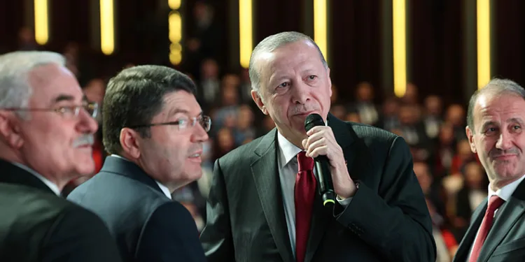 Yargıda yetki tartışması: “Taraf değil hakem mevkiindeyiz”