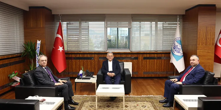 TBB Genel Sekreteri Baraçlı’dan Başkan Büyükkılıç’a ziyaret