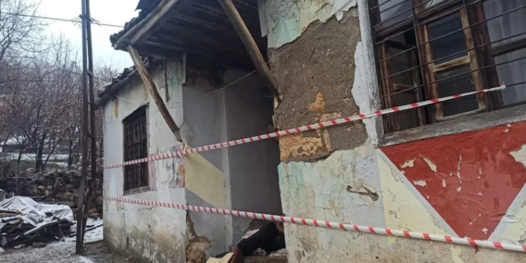 Hozat’taki metruk yapılar yıkılacak