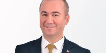 Uluçay: “Esnaf kardeşlerimizin katılacağı alışveriş festivalleri düzenleyeceğiz”