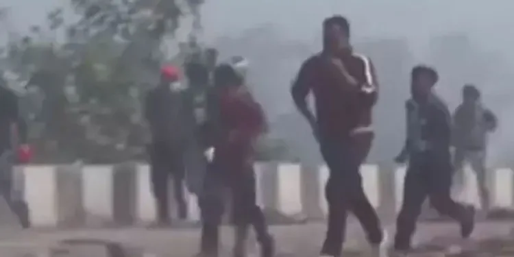 Çiftçi protestosuna biber gazlı müdahale