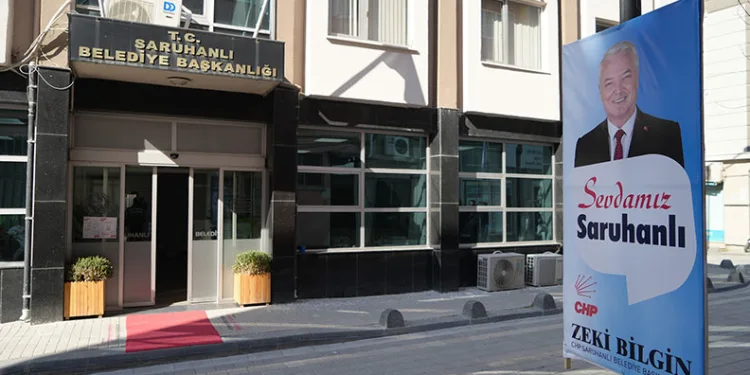Özgür Özel’e memleketinde aday şoku