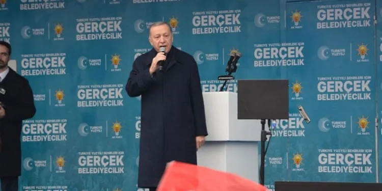 Adaylarını vatandaşa değil, yapay zekaya soruyorlar”