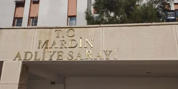 Eski HDP milletvekilinin de bulunduğu 15 kişiye hapis cezası