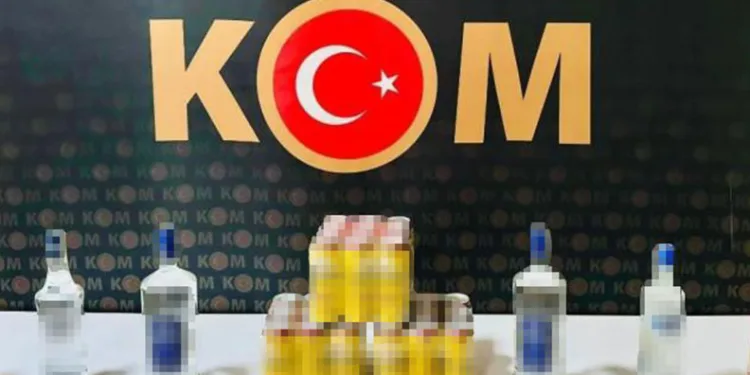 Lüleburgaz’da 33 şişe gümrük kaçağı içki ele geçirildi