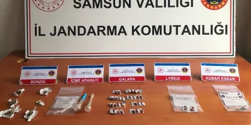 Evlerinde uyuşturucu ele geçen 2 kişi yakalandı