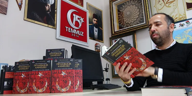 Diyarbakır annelerinin evlat nöbeti kitap haline getirildi