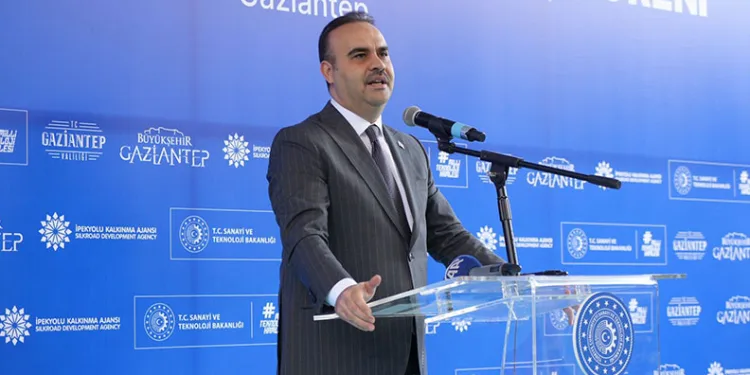 “Deprem bölgesinde tüm imkânlarını seferber ettik”