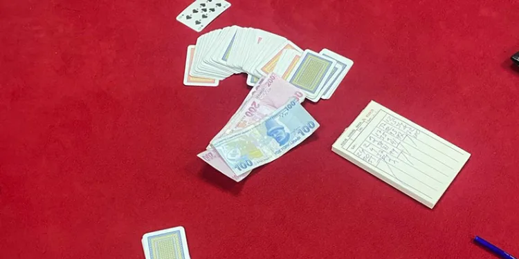 Gaziosmanpaşa’da kumar operasyonu