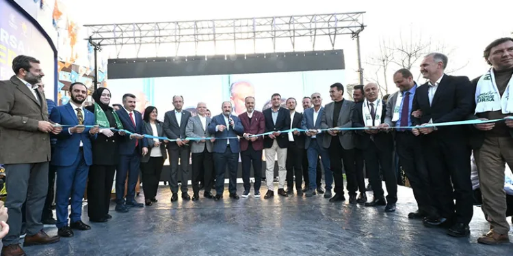 Alinur Aktaş’ın seçim irtibat ofisi açıldı