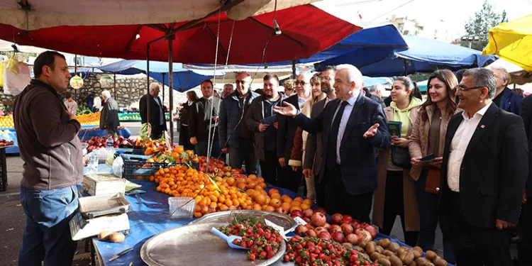 “Ataevler pazaryeri hızla tamamlanacak”