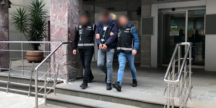 Rize’de silah kaçakçılığı operasyonu