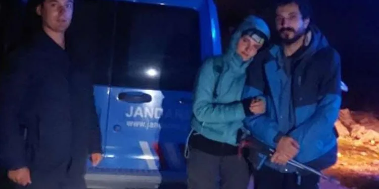 Kaybolan 2 dağcıyı jandarma ekipleri buldu