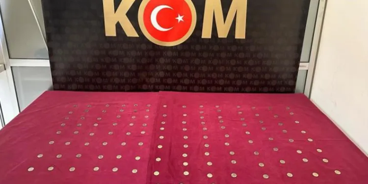 Kütahya’da bir kişinin satın aldığı 121 adet 2 Euro sahte çıktı