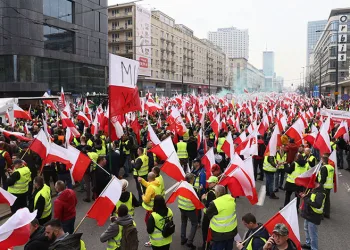 Polonyalı çiftçiler ayaklandı