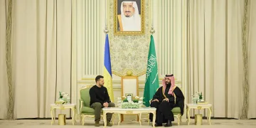 Zelenskiy, Suudi Arabistan Veliaht Prensi Salman ile bir araya geldi