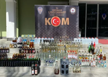 Uşak’ta kaçak alkol operasyonu