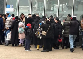 Bursa’da yarıyıl tatilinin son gününde teleferik kuyruğu