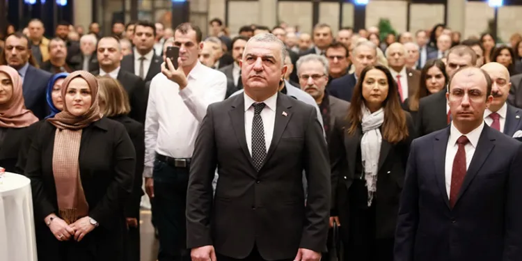 6 Şubat depremlerinde hayatını kaybedenler Almanya’da anıldı