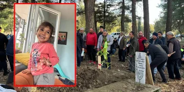 Hastaneye giderken ölen kızın cenazesi toprağa verildi