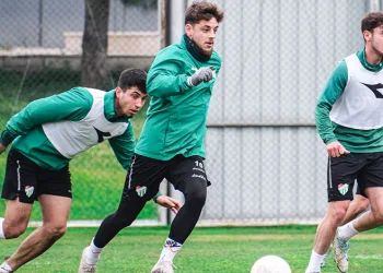 Bursaspor’da, Beyoğlu Yeni Çarşı maçı hazırlıkları başladı