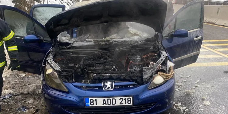 Bolu Dağı’nda araç yangını
