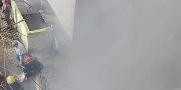 Apartmanın birinci katında çıkan yangın korkuttu