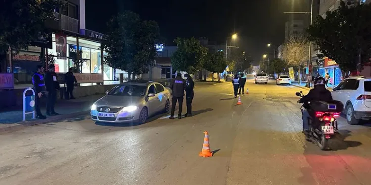 Adana’da 18 yıl kesinleşmiş cezası bulunan hükümlü yakalandı