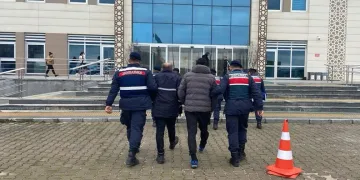 Çanakkale’de 1.5 kilo uyuşturucu ile yakalanan 8 şüpheliden 2’si tutuklandı