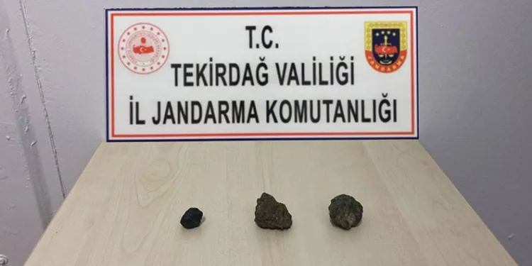 Tarihi eser niteliği taşıyan objeler ele geçirildi