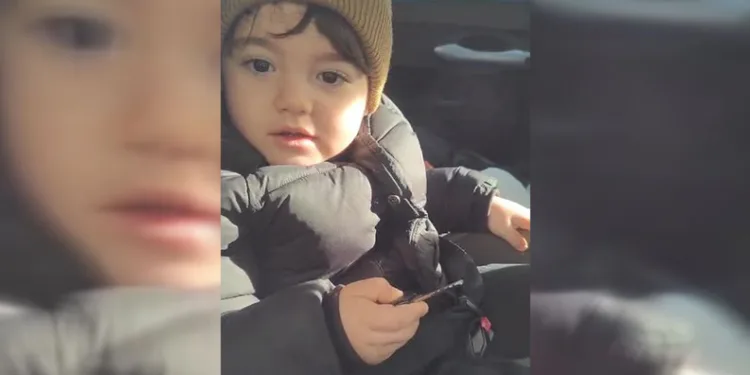3 yaşındaki çocuk yanlışlıkla kendisini otomobile kilitledi