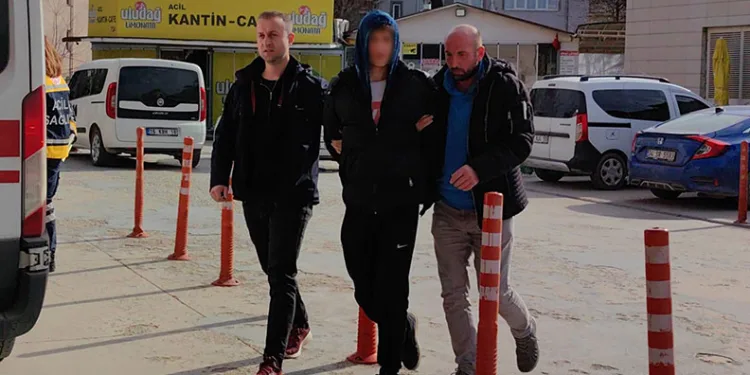 Bursa’da 2 kişiyi bıçaklayan şüpheli yakalandı