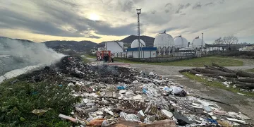 Gaz dolum tesisi yanında korkutan yangın