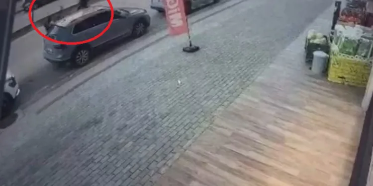 Bursa’da yolda gördüğü husumetlisine silahla ateş etti