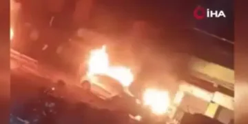 Hindistan’da cami yıkımına karşı çıkan olaylarda 4 kişi öldü