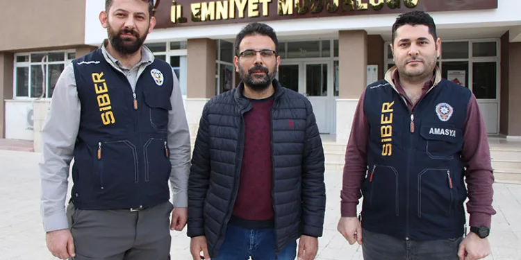 İki komşu sazan sarmalı tuzağına düştü
