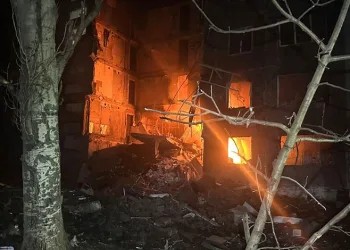 Rusya, Ukrayna’nın doğusunu vurdu