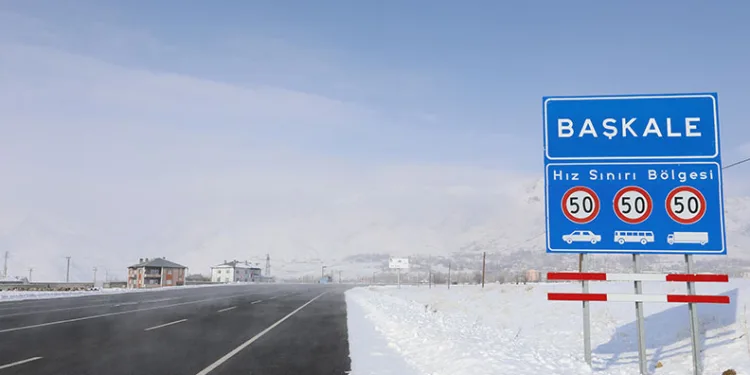 Başkale’de Gelincik Sınır Kapısı heyecanı