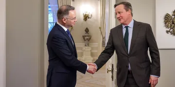 Polonya Cumhurbaşkanı Duda, İngiltere Dışişleri Bakanı Cameron’la görüştü